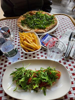 Avocado toast and vegan focaccia #Veganuary at Manouche  in Valletta
