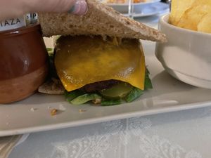 Hamburguesa   at El Laurel in Salamanca