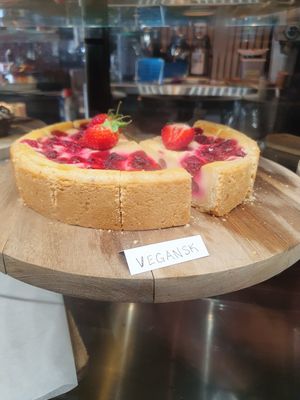 Vegan cake at Hvelvet Bistro in Aandalsnes
