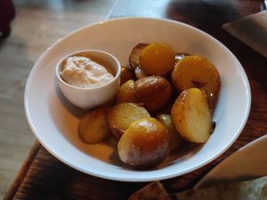 Potatoes at VÜMO in Porto