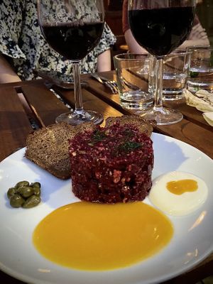 Beetroot terrine   at VÜMO in Porto