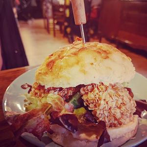 Bun, com proteína vegetal panada e muito mais... at VÜMO in Porto