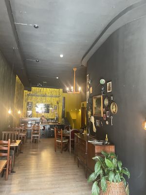   at VÜMO in Porto