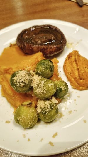 Portobello Steak at VÜMO in Porto