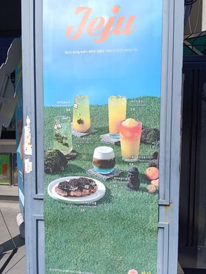  at Cafe Bombom in Busan