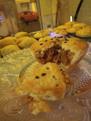 Empadiva de calabresa com cheddar at Quitute Pra Iaiá in Santos