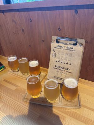 Best flight  at Pub Stop Pizza & Bar in Hakone