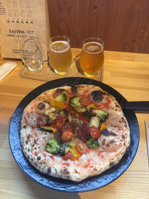 Vegan pizzaa  at Pub Stop Pizza & Bar in Hakone