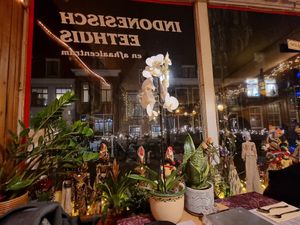 Inside at De Parel van Flores in Delft