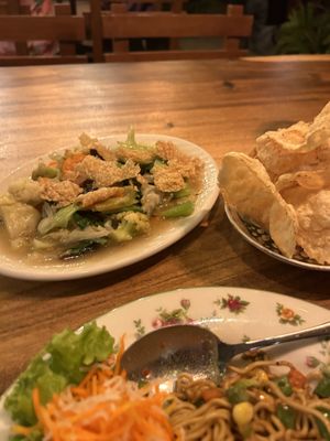 Cap cay   at Mambo Beach Resort in Penida Island