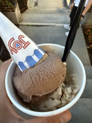 Medium   at Scoops in Hanover