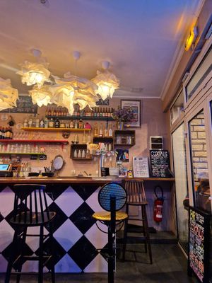  at Les Preuves Du Contraire in Bordeaux