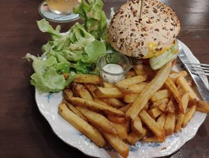 The best vegan burger, the photo doesn't do it justice at Les Preuves Du Contraire in Bordeaux
