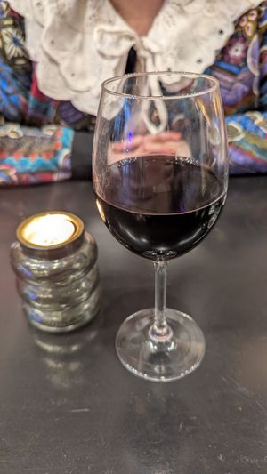 Grave red wine at Les Preuves Du Contraire in Bordeaux