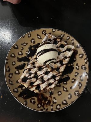 WAFFLE!!  at Les Preuves Du Contraire in Bordeaux