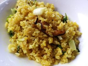 curry fried rice (egg-free) at Pudao Vegetarian Restaurant - 樸道蔬食餐館 in Fenglin