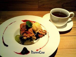 Dessert with tea at Tamana Shokudo in Tokyo