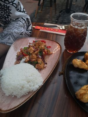 Hot and spicy tofu at Asian Vegan Kitchen in Istanbul