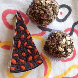 raw cake & bliss balls  at Earth Tone in Pai