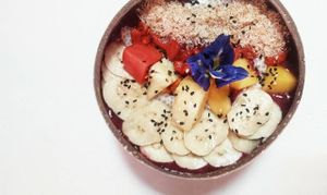 super food smoothies bowl. at Earth Tone in Pai