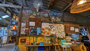  at Earth Tone in Pai