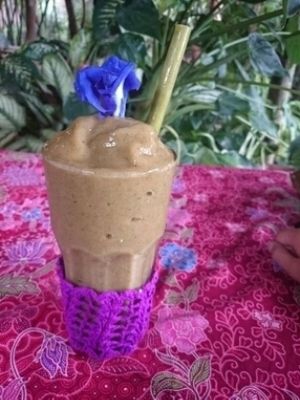 Incredible smoothie. 'Healthy Smoothie B' at Earth Tone in Pai