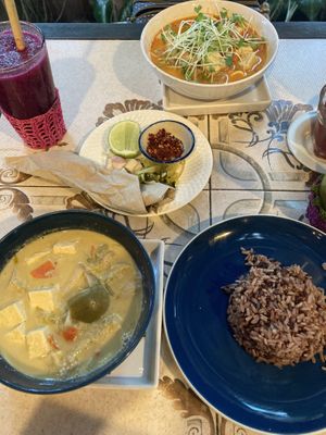   at Earth Tone in Pai