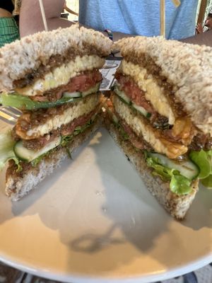 Tempeh sandwich  #Veganuary at Earth Tone in Pai