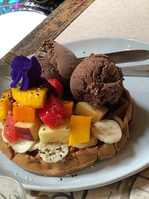 waffles  at Earth Tone in Pai