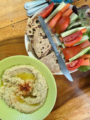 Hummus set (170 THB)  at Earth Tone in Pai