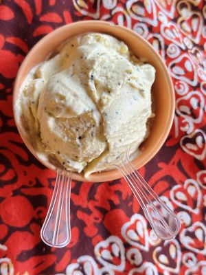 Passion fruit ice cream (50 THB)  at Earth Tone in Pai