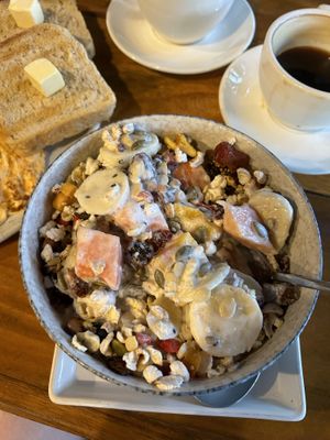   at Earth Tone in Pai