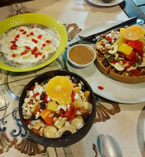 Matcha Chia Pudding + Dragonfruit Acai Smoothiebowl + Waffle at Earth Tone in Pai