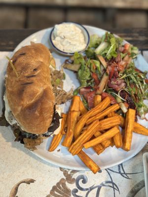 Muchroom sandwich   at Earth Tone in Pai