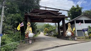 Right across the street from a temple gate  at Earth Tone in Pai