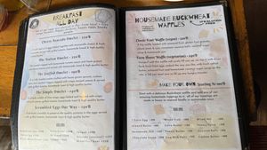   at Earth Tone in Pai