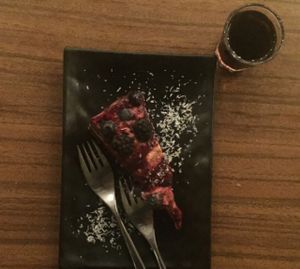 raw berries cheesecake at The Food Temple in Lisbon