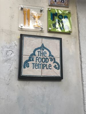 sign  at The Food Temple in Lisbon
