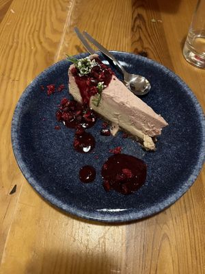 Raw cake  at The Food Temple in Lisbon