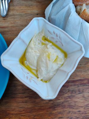 Hummus's at The Food Temple in Lisbon