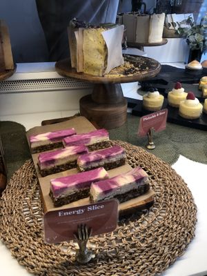 energy slice and pistachio cake   at Anook Bakehouse in Amsterdam