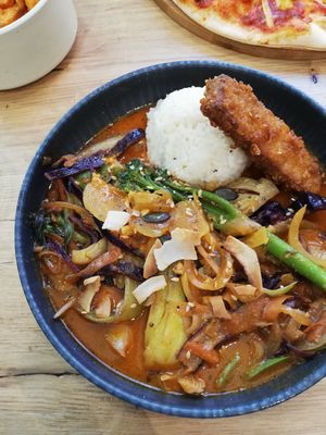 Red curry at Wild Food in Barcelona