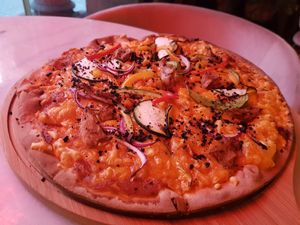 Mediterranean pizza at Wild Food in Barcelona