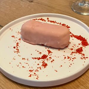 Pastelito pantera rosa  at Wild Food in Barcelona