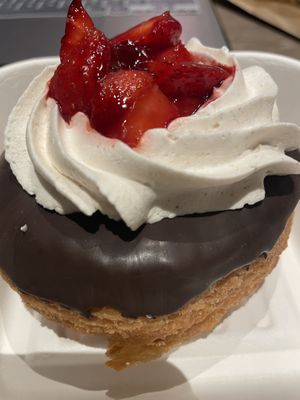 Kronut  at Chök in Madrid