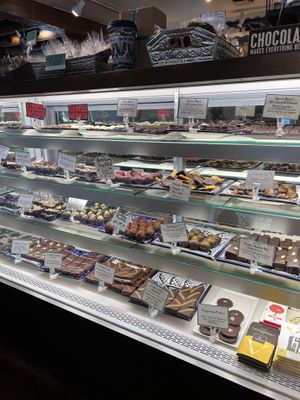 Lots of truffles that are V and GF  at Kakawa Chocolate House in Santa Fe