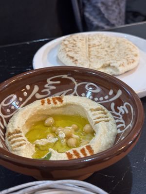 Hummus  at Restaurante Puerta del Edén in Cadiz