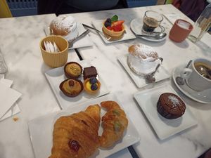 Breakfast at Nepá in Milan