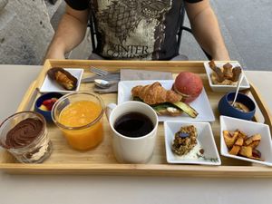 Brunch   at Nepá in Milan