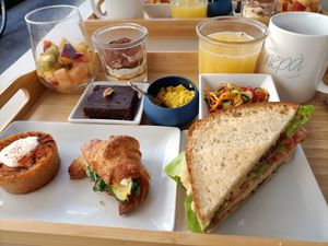 Brunch domenicale at Nepá in Milan